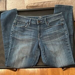 Ann Taylor Loft Blue Wash Jeans with Fading Size 6P Curvy Skinny #C33